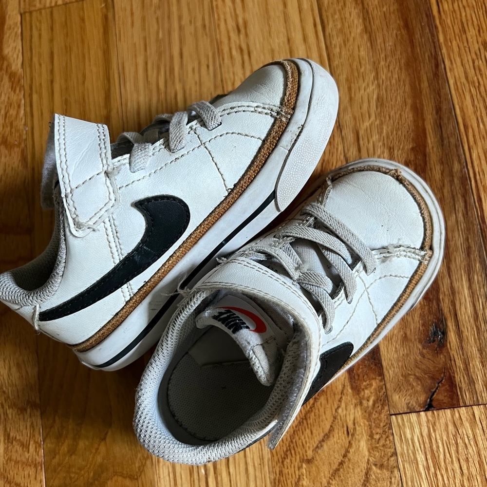 Nike legacy 7c